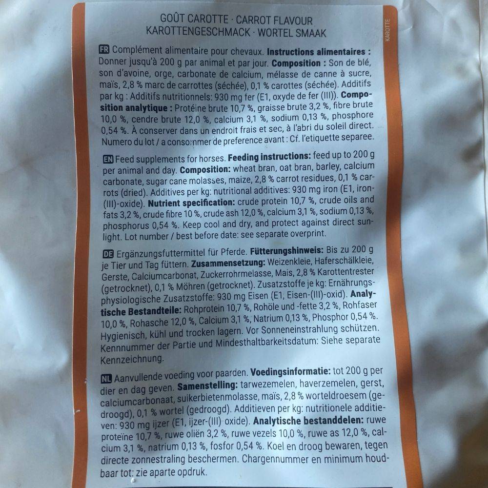 Golosina para caballos sabor zanahoria 1 kg - Imagen 2