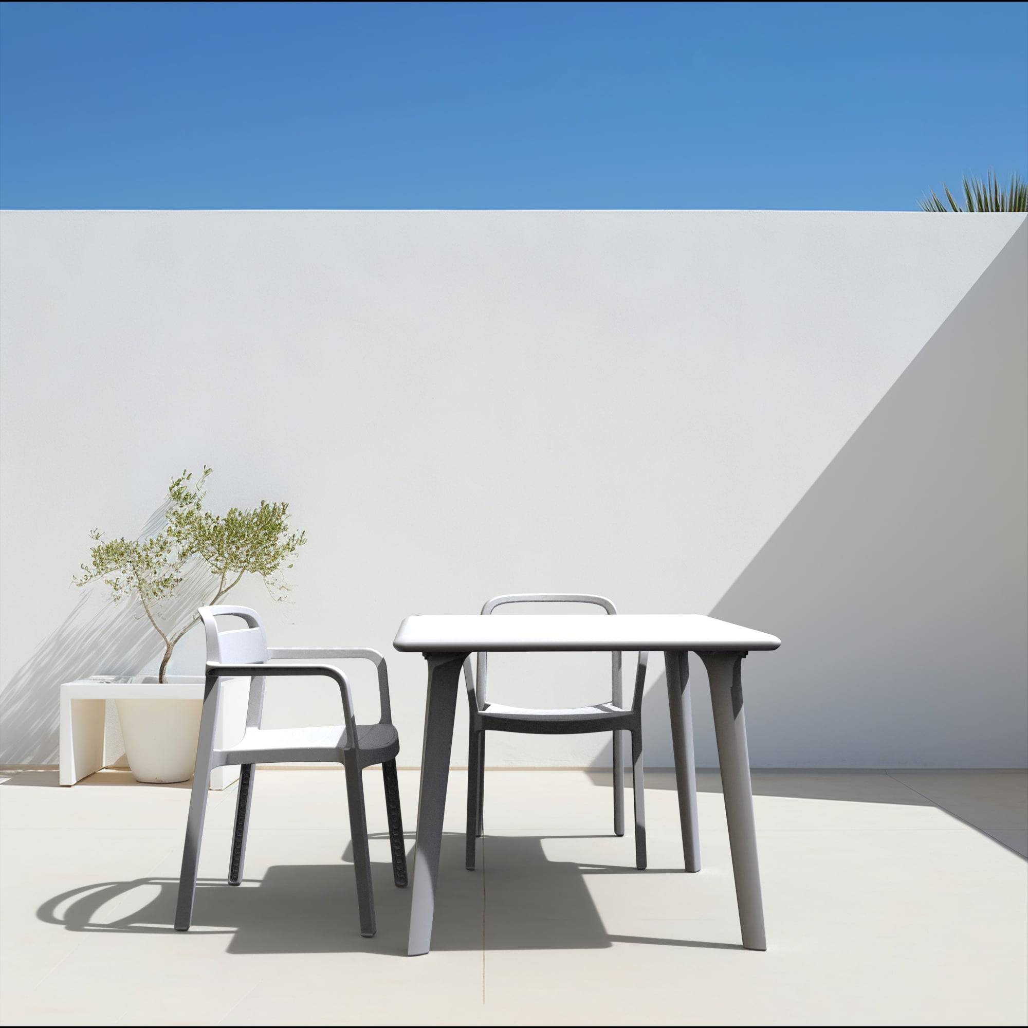 Table carrée extérieur 90x90 ivoire DESSA Resol - Image 9