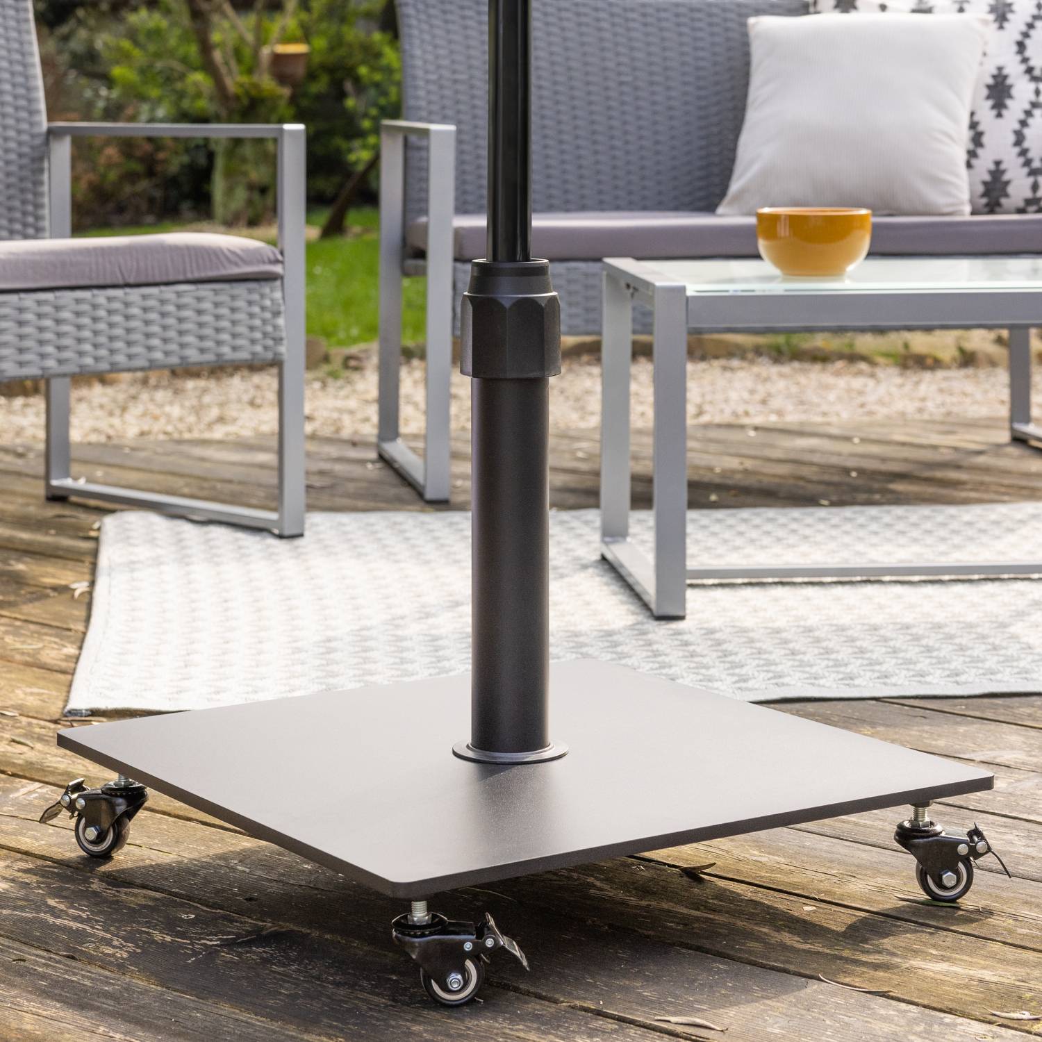 Pied de parasol droit avec roulettes VANNES - HAPPY GARDEN - Image 2