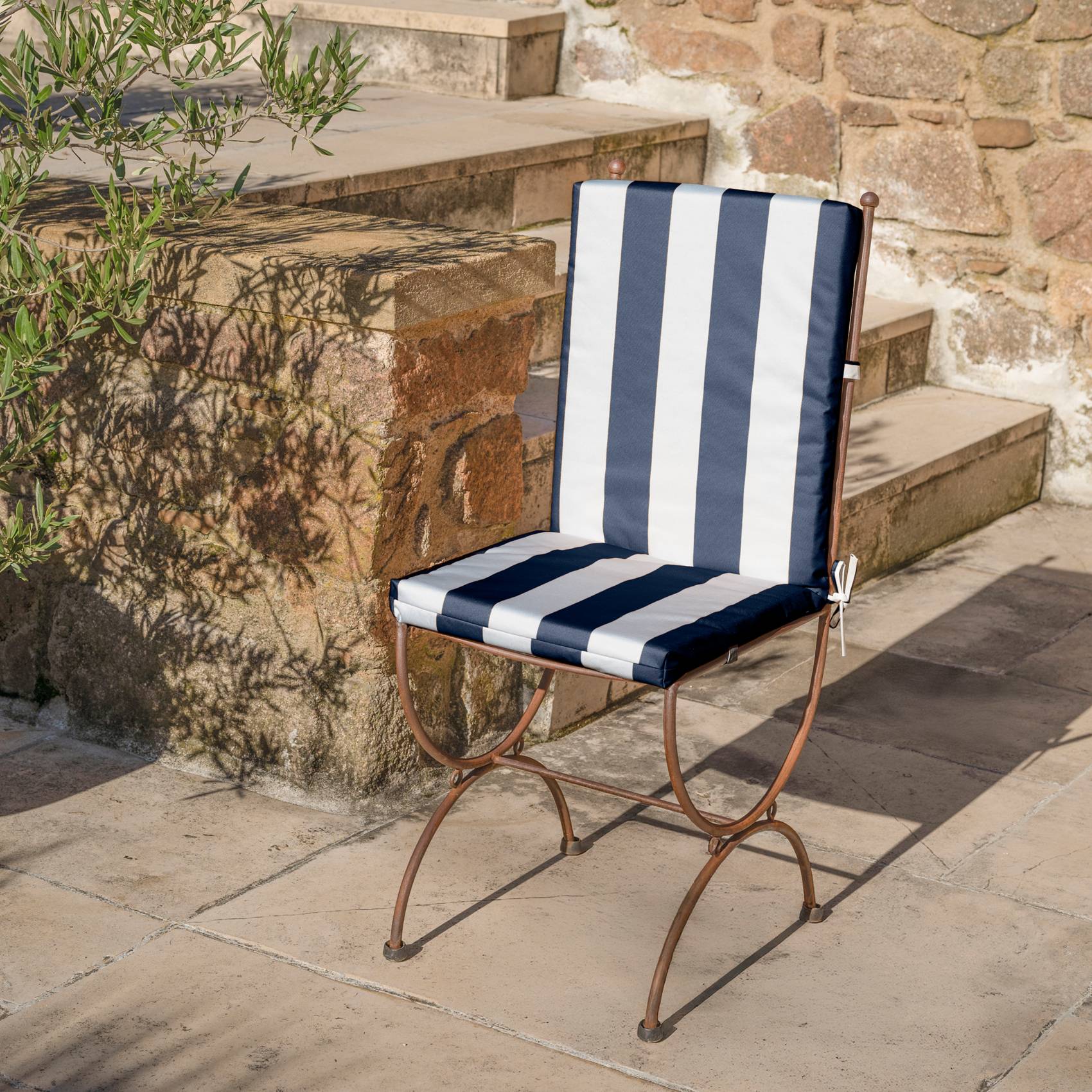Home Maison - Coussin de fauteuil assise et dossier imperméable  à rayures ARCACHON - HOME MAISON - Polyester - Bleu Foncé - Image 5