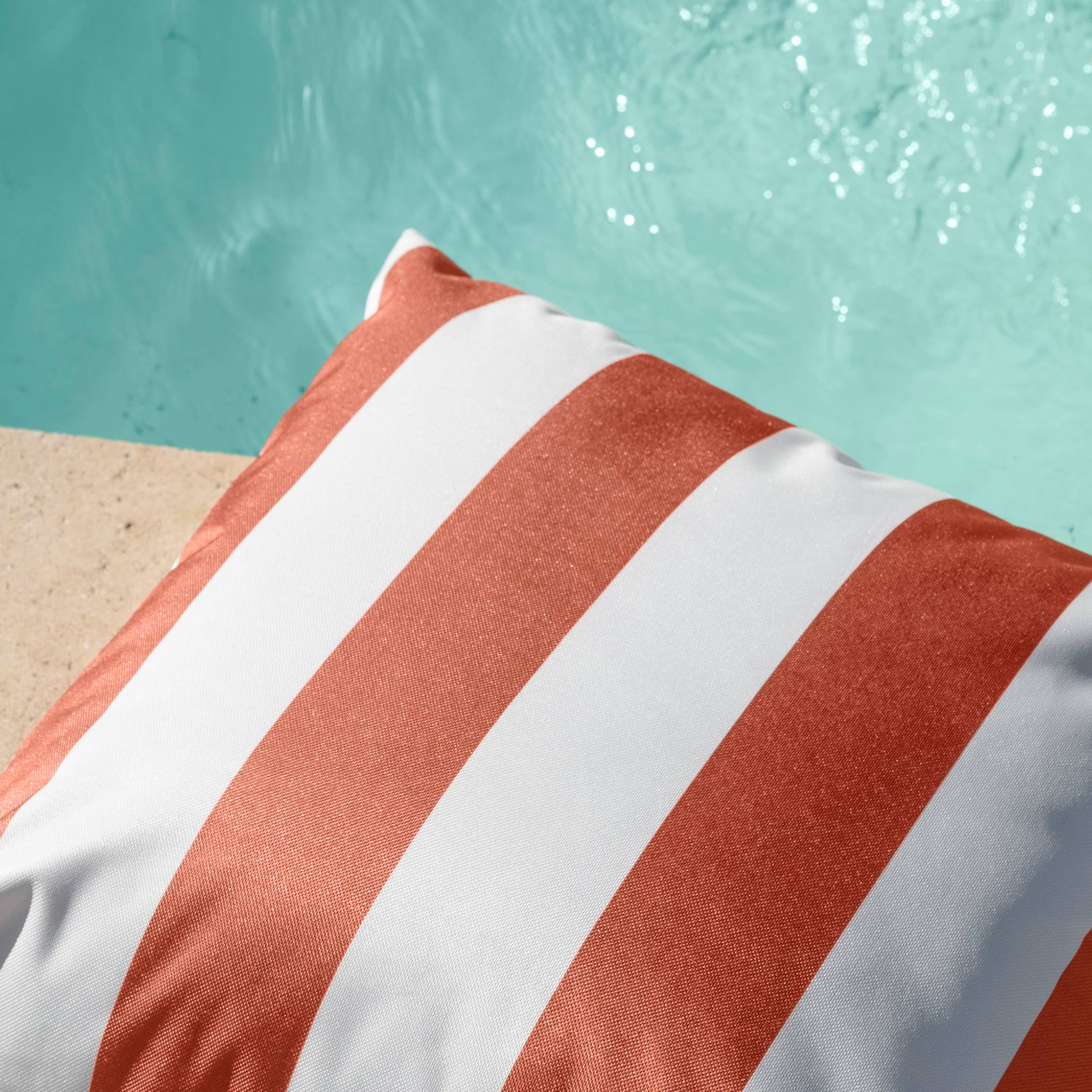 Home Maison - Coussin imperméable déhoussable à rayures ARCACHON - HOME MAISON - Polyester - Terracotta - Image 2