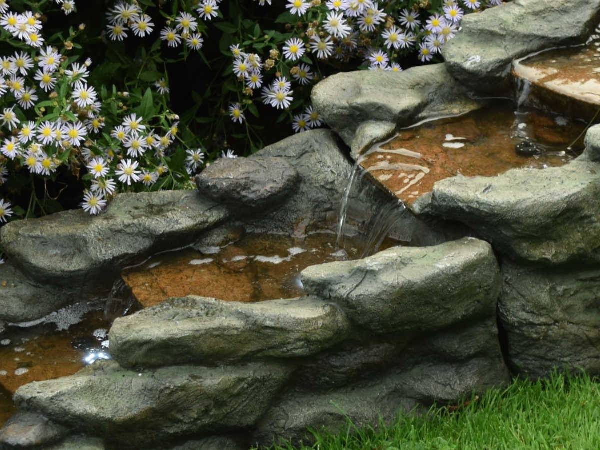 Ubbink - Fontaine de jardin Brembo allongée rochers et pierres, avec éclairage LED - Ubbink - Imagen 2