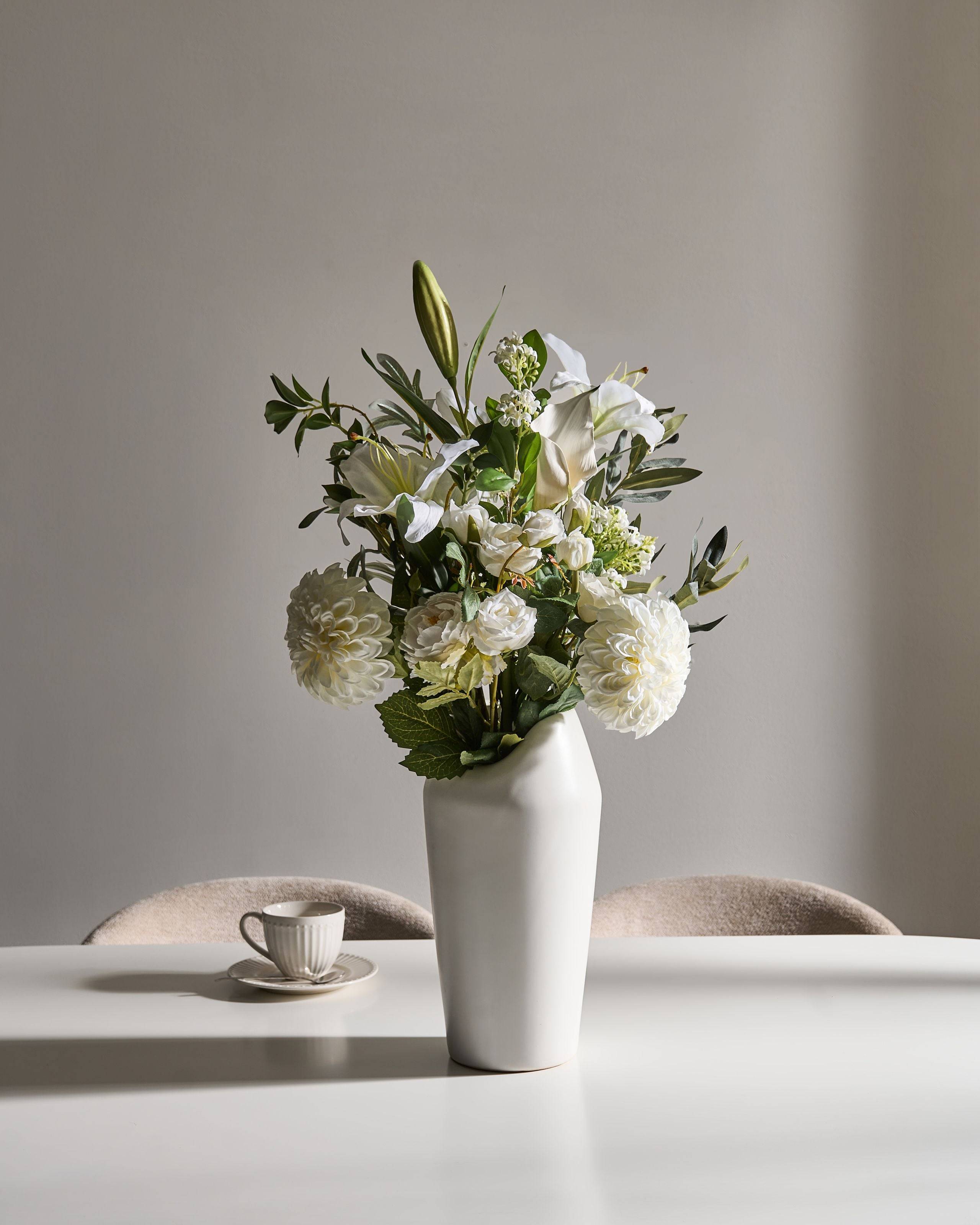 Beliani - Bouquet de fleurs artificielles Tissu Blanc PARREIRA - 45x45x67- Beliani