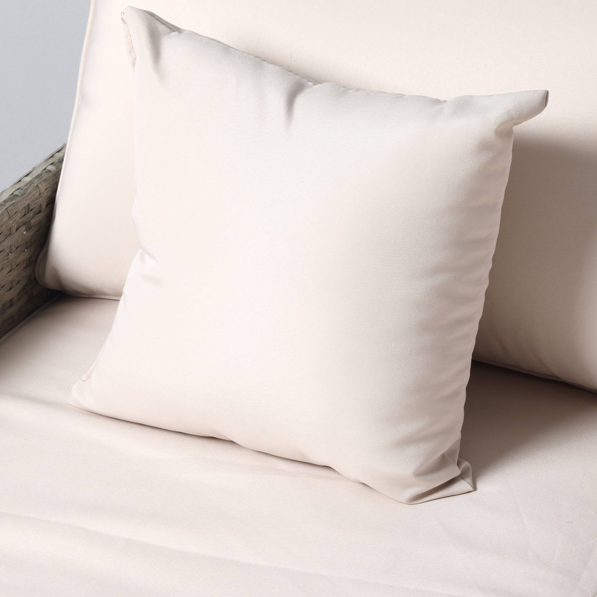 Outsunny - Lit canapé double pour jardin en résine tressée PE avec matelas, accoudoirs et 4 coussins dim. 158L x 134l x 70H cm - gris et beige - Outsunny - Imagen 9