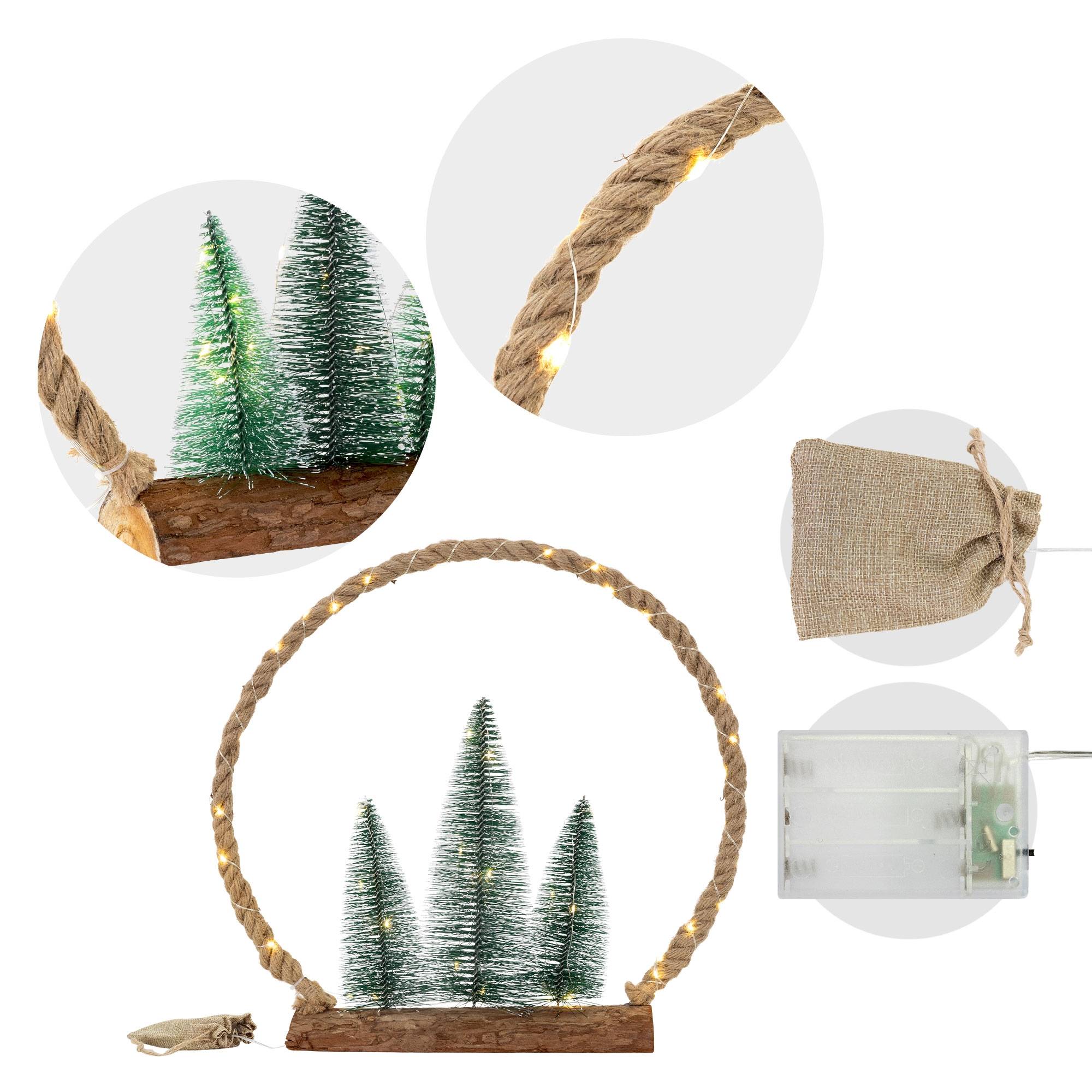 Ecd-Germany - Décoration lumineuse couronne en jute corde 45x45x9,5 cm 45 LEDs lumière blanche chaude à piles minuterie avec sapins et sac déco d'intérieur Noël - Image 4