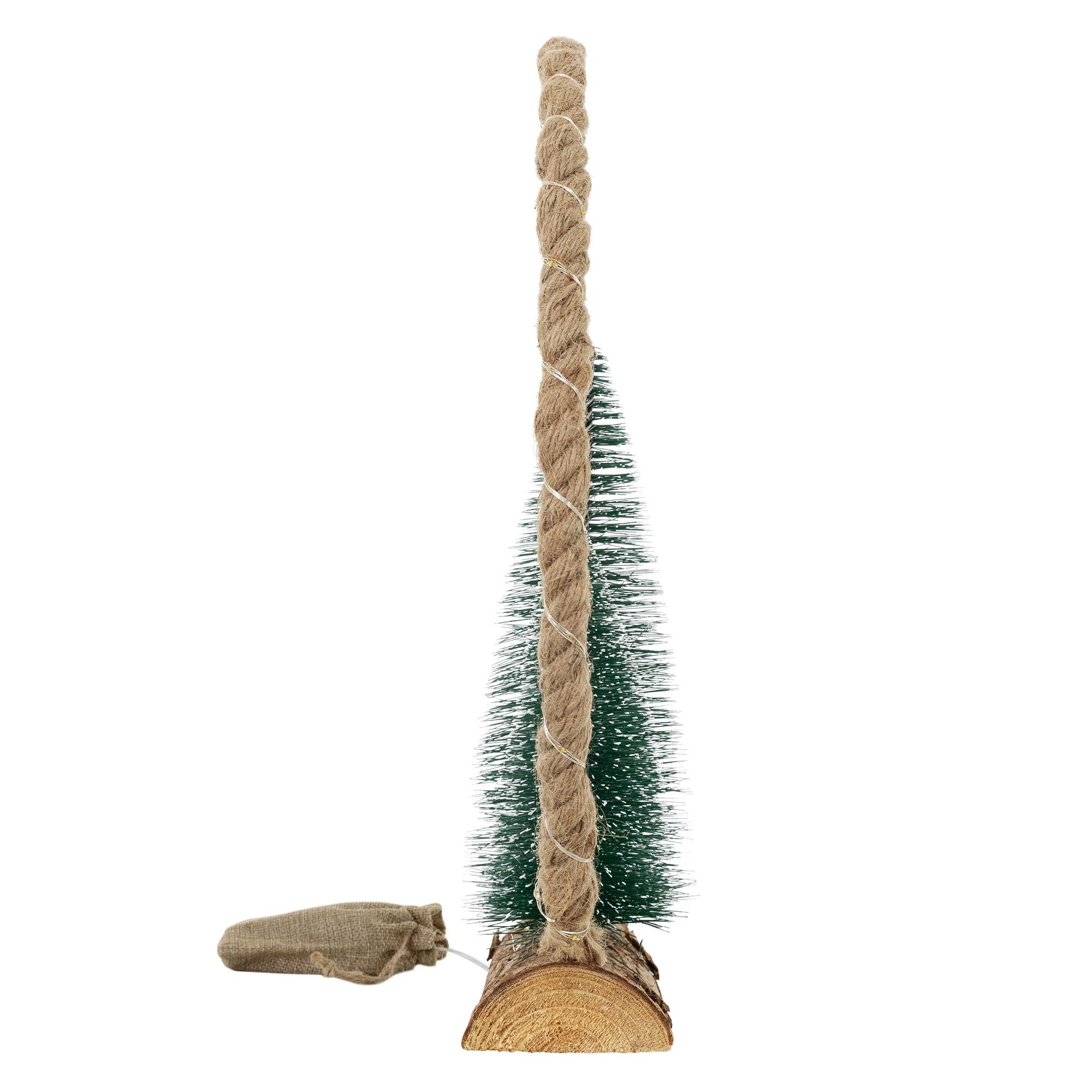 Ecd-Germany - Décoration lumineuse couronne en jute corde 45x45x9,5 cm 45 LEDs lumière blanche chaude à piles minuterie avec sapins et sac déco d'intérieur Noël - Image 3