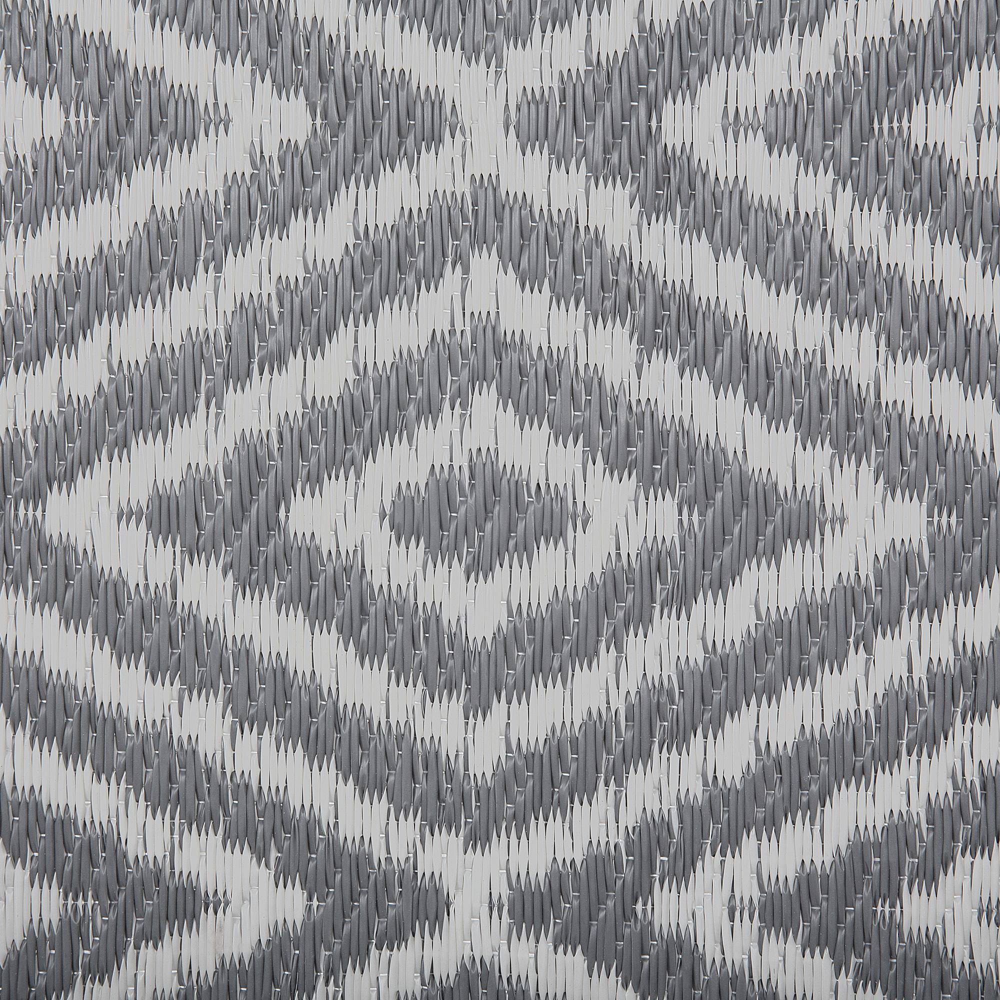 Beliani - Tapis d'Extérieur Gris Clair et Blanc en Polypropylène Motif Géométrique pour Terrasse au Style Moderne 90 x 150 cm Beliani - Imagen 6