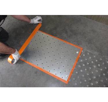 Gabarit de perçage DINAC pour plots podotactiles Dinaclou - 1022540 - Imagen 1