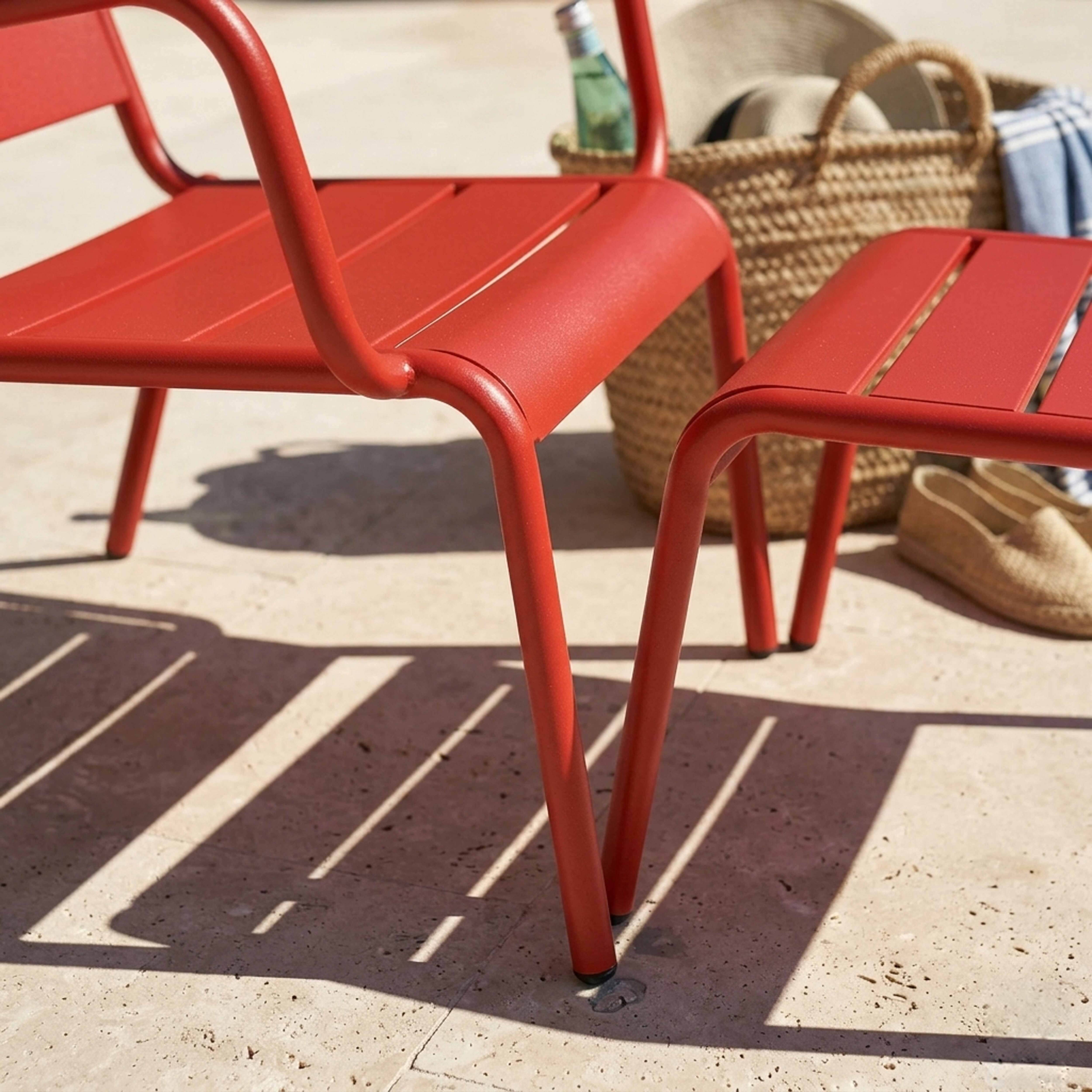 Oviala - Fauteuil relax et repose pied en métal rouge Palavas - Oviala - Imagen 4
