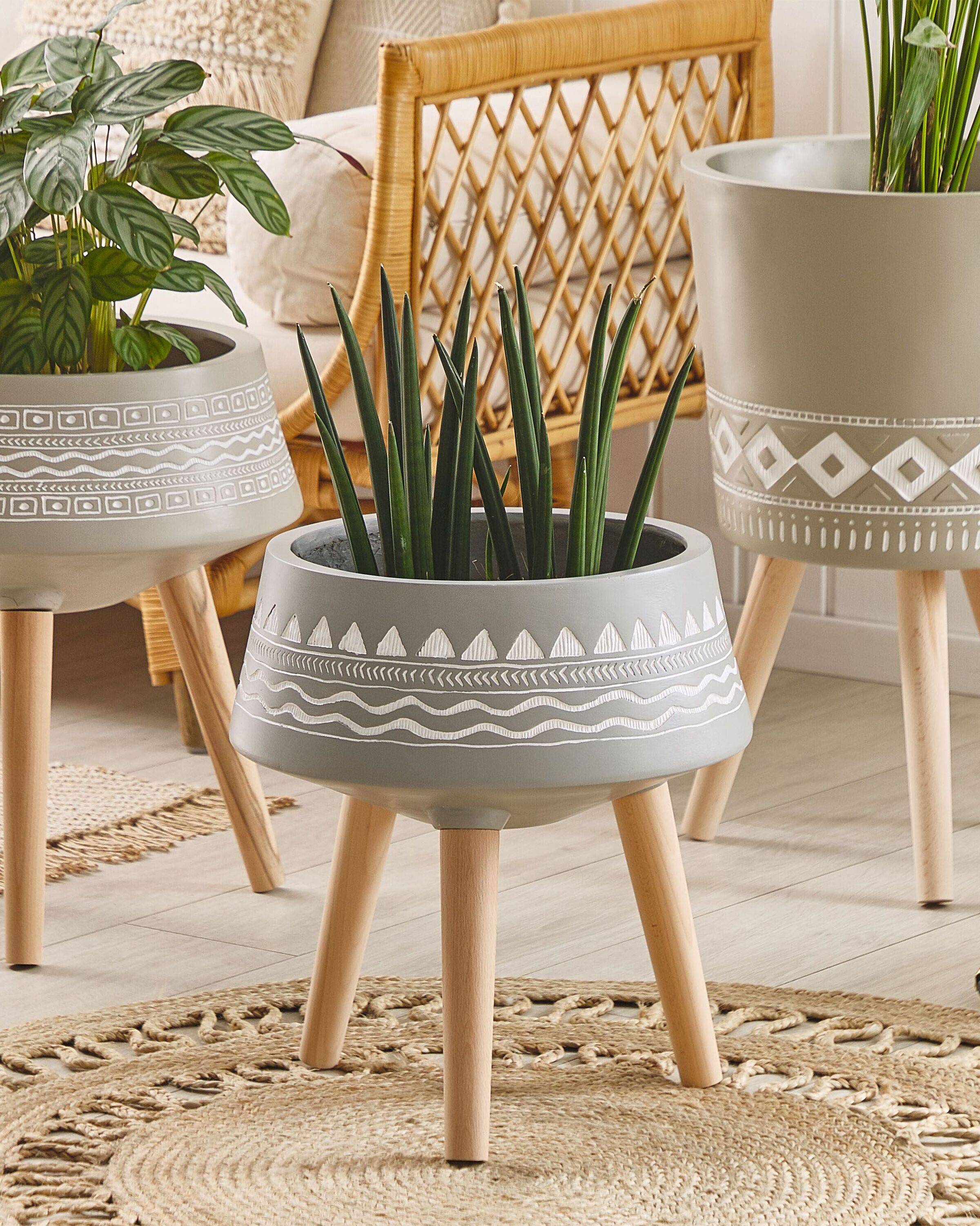 Beliani - Cache-Pot Support Plantes Beige Taupe avec 3 Pieds en Bois 35 cm de Diamètre Motif Ethnique Peint à la Main pour Extérieur et Intérieur Beliani - Imagen 2