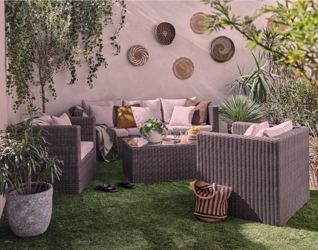 Best Mobilier - Palavas - salon bas de jardin 5 places + table - en résine tressée - gris avec coussins beiges - Best Mobilier - Imagen 2