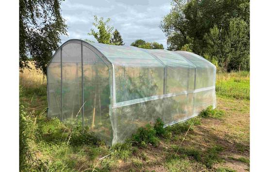 Serre tunnel de jardin - 22m² - 3 x 7,5 m - pieds droits - aérations latérales - 4 saisons - LES SERRES TONNEAU - Image 7