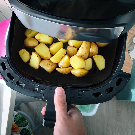 Cook Concept - Moule Cuisson en Silicone "Air Fryer" 19cm Noir - Image 6