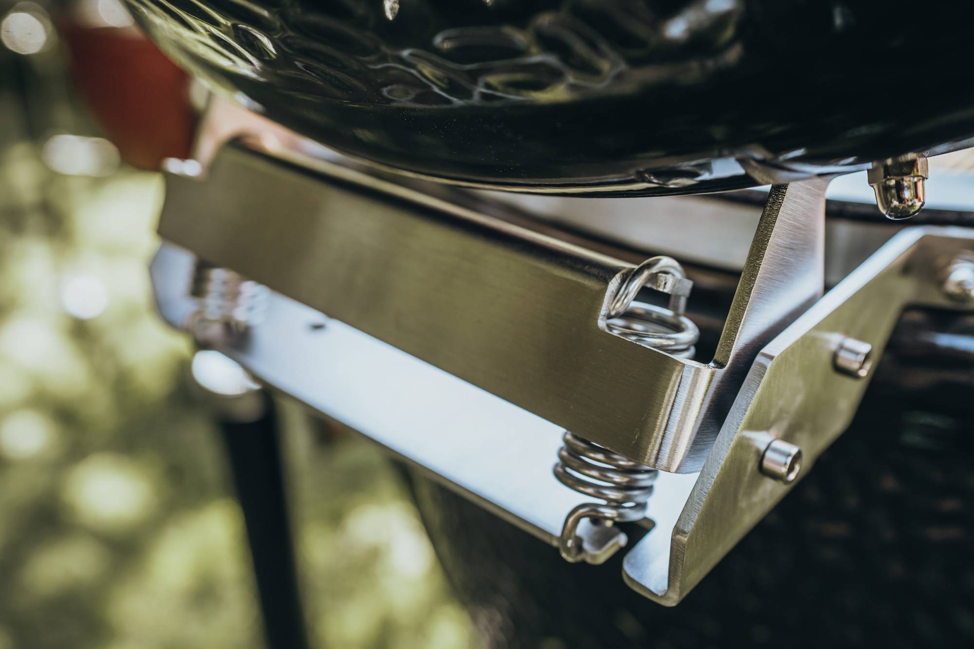 Monolith - Kamado Monolith CLASSIC Noir ProSerie 2.0 + Chariot + Housse + Pierre Pizza - Imagen 4