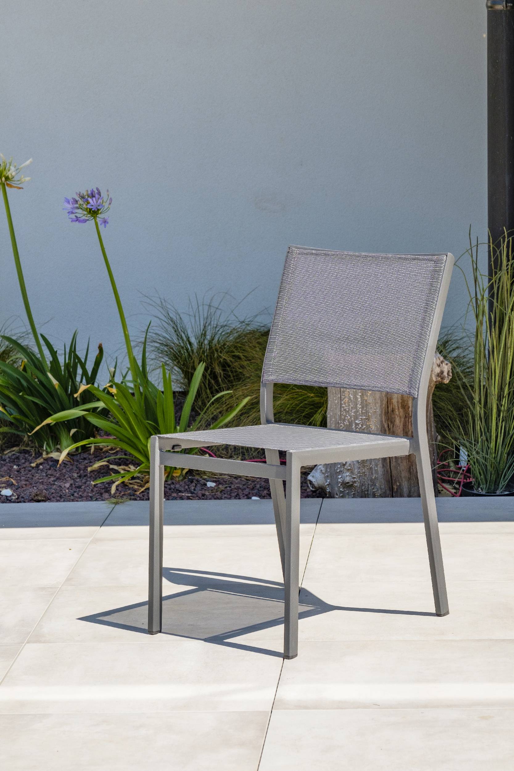 Dcb Garden - Chaise de jardin empilable en aluminium et toile plastifiée - Gris anthracite - STOCKHOLM