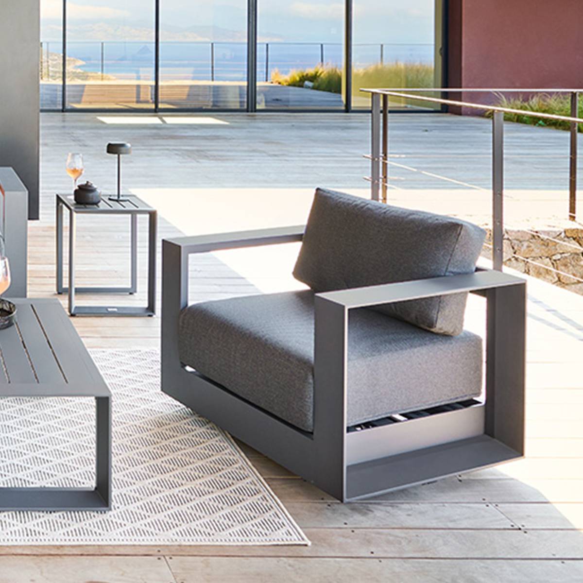 Hesperide - Fauteuil de salon de jardin rotatif ALLURE Gris / Graphite - Hespéride