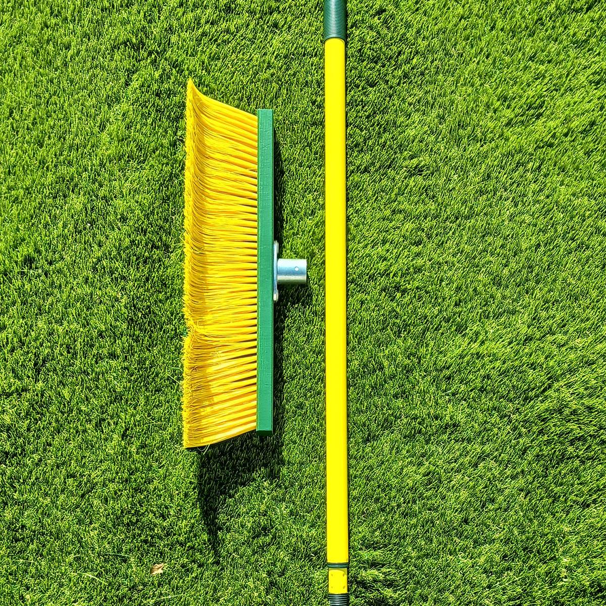 Balai cantonnier pour gazon synthetique Et Jardin - Image 1