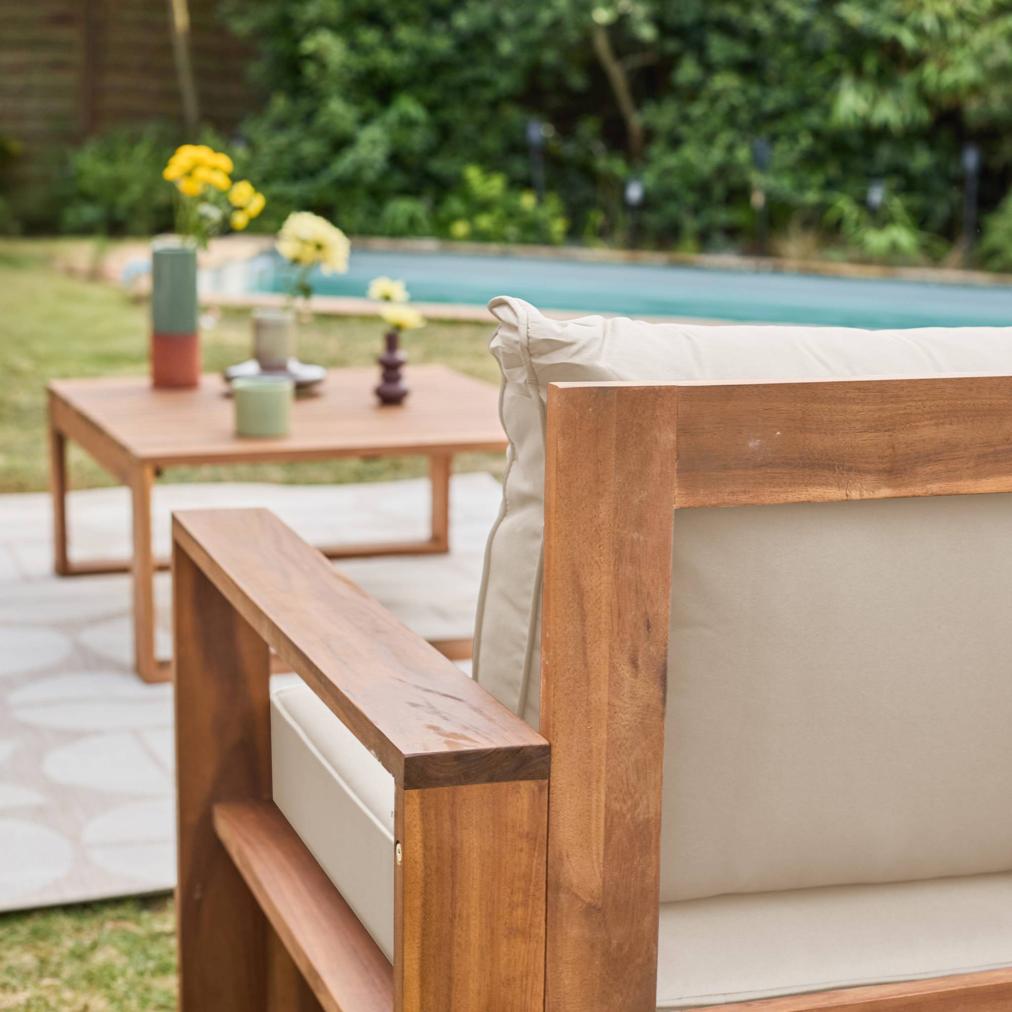 Salon de jardin en bois 5 places - Mendoza - Coussins beige. acacia. 6 éléments modulables. design | sweeek - Image 3