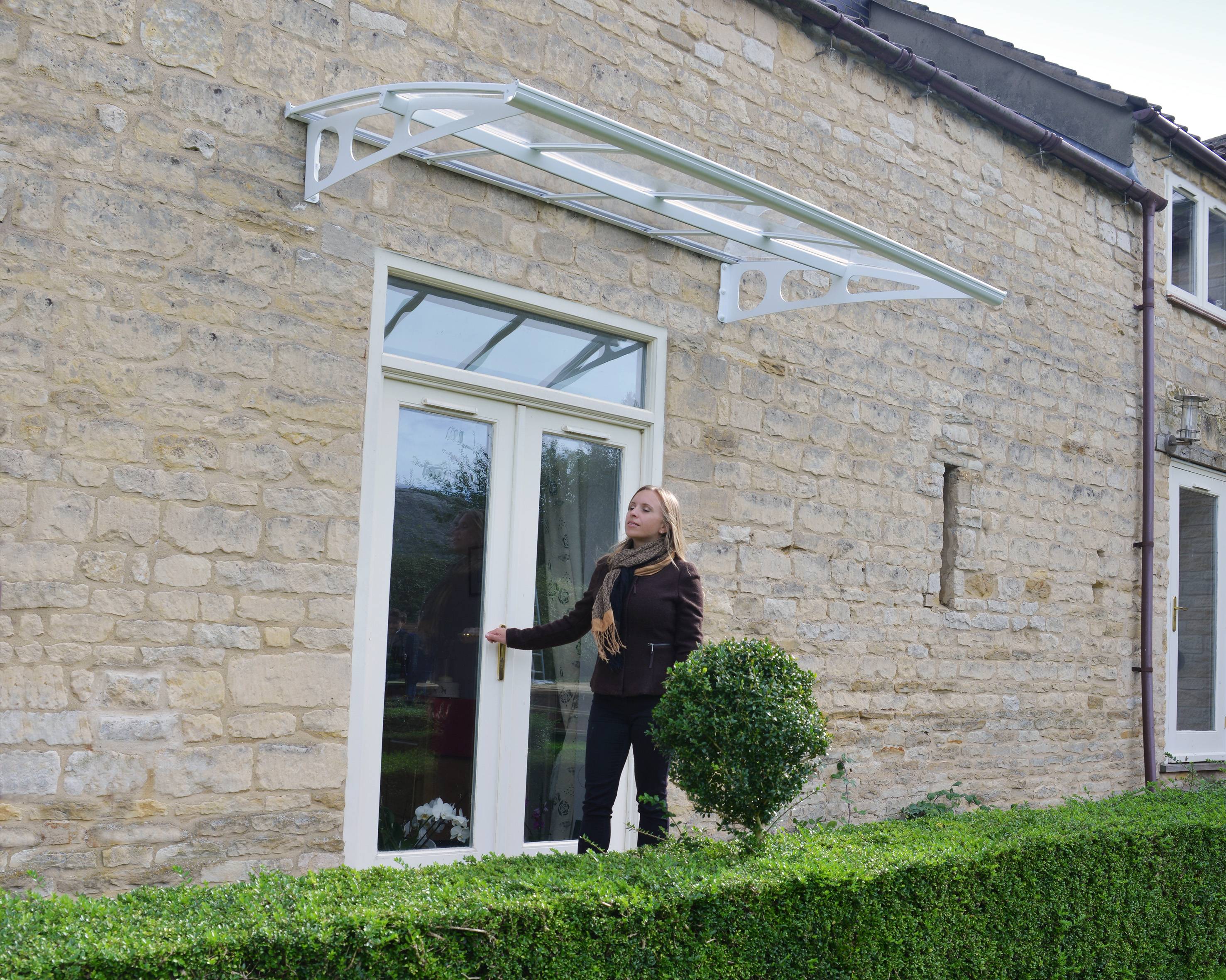 Canopia by Palram - Canopia Marquise de porte Bordeaux blanc transparent 223.5 X 139 - Imagen 2