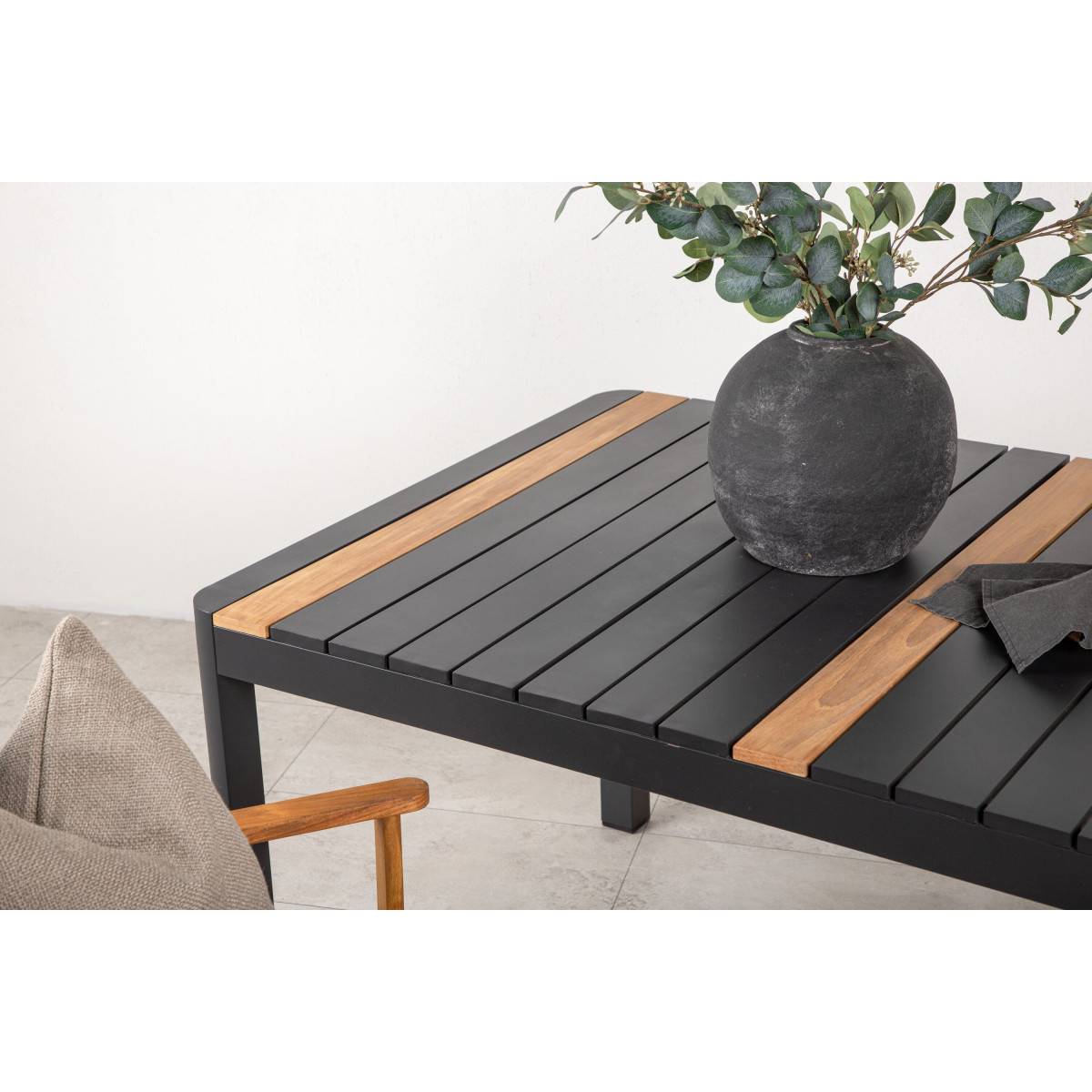Table de Jardin en Teck "Togo" 150cm Noir - Image 8