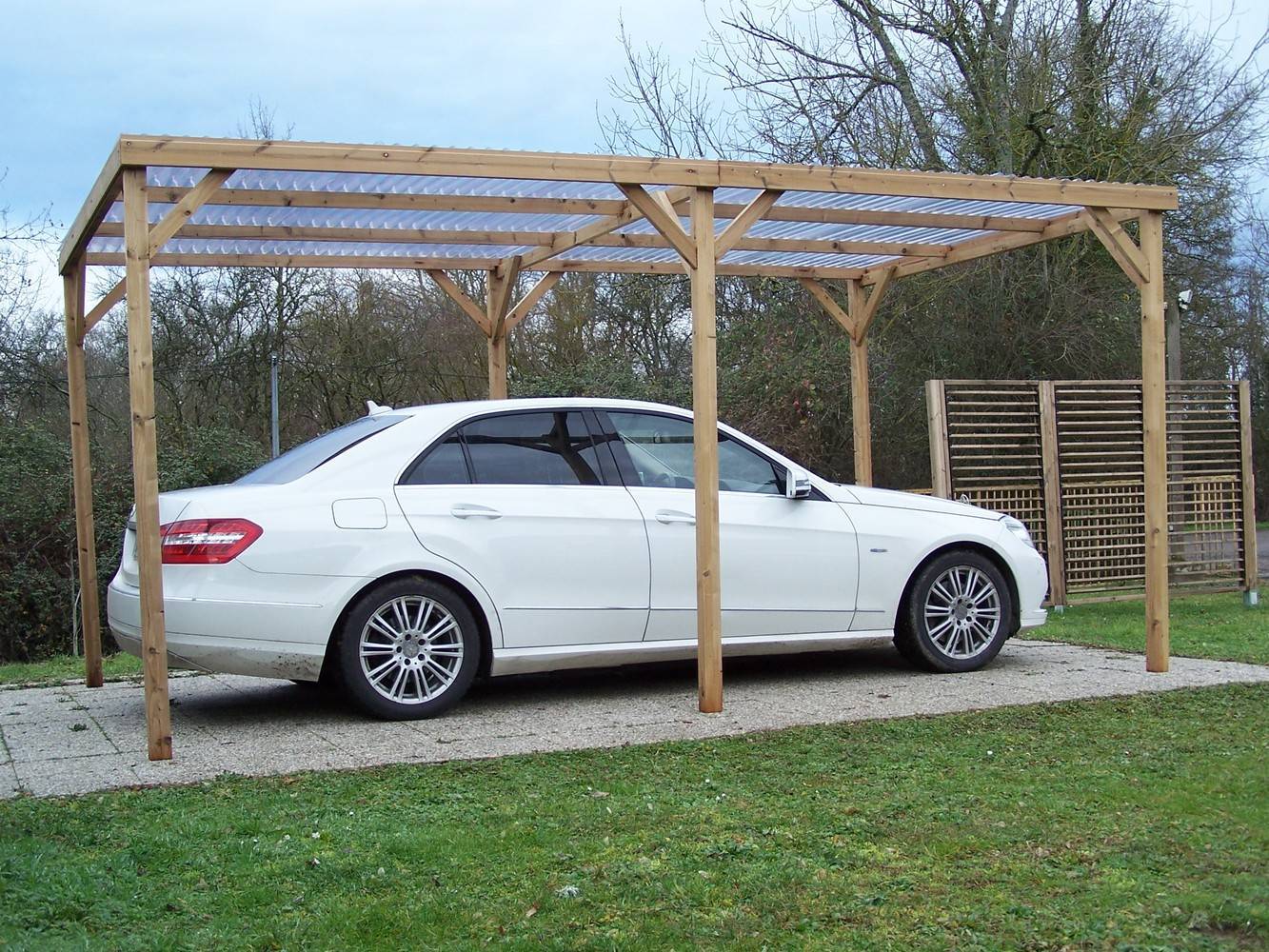 Habrita - Pergola fabriquée en bois massif traité - dimensions 3,00x5,02 m - Couverture tôle PVC transparente Habrita - Imagen 1