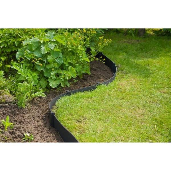 Nature - Bordure de jardin - NATURE - Noir - PE recyclé, épaisseur 3 mm - H15 cm x 10 m - 10 Ancres noires - H26,7 x 1,9 x 1,8cm - Image 5