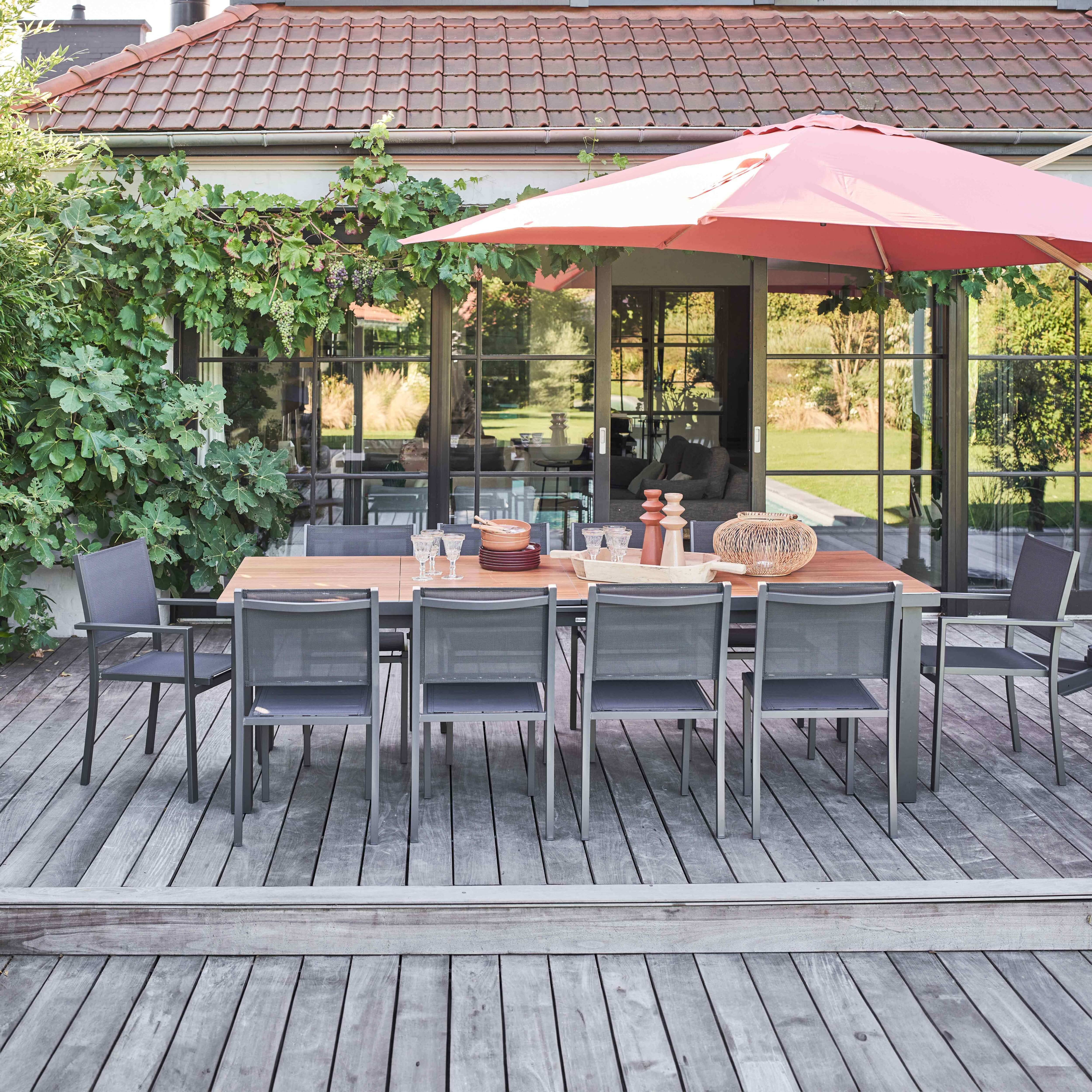 Oviala - Ensemble table de jardin avec 8 chaises et 2 fauteuils bois Melbourne - Oviala - Imagen 3