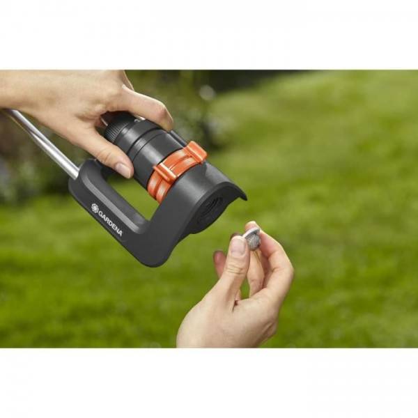 Arroseur  oscillant Aqua S - GARDENA - Surface 220m² - Portée 17m max - Résistant UV et gel - Garantie 5 ans - Image 2