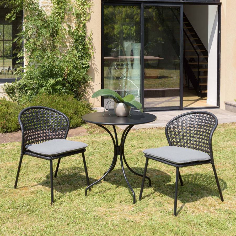 MALO - SALON DE JARDIN 2 PERS. - Table ronde 70x70cm et 2 chaises grises et noires en rotin synthétique - Image 2