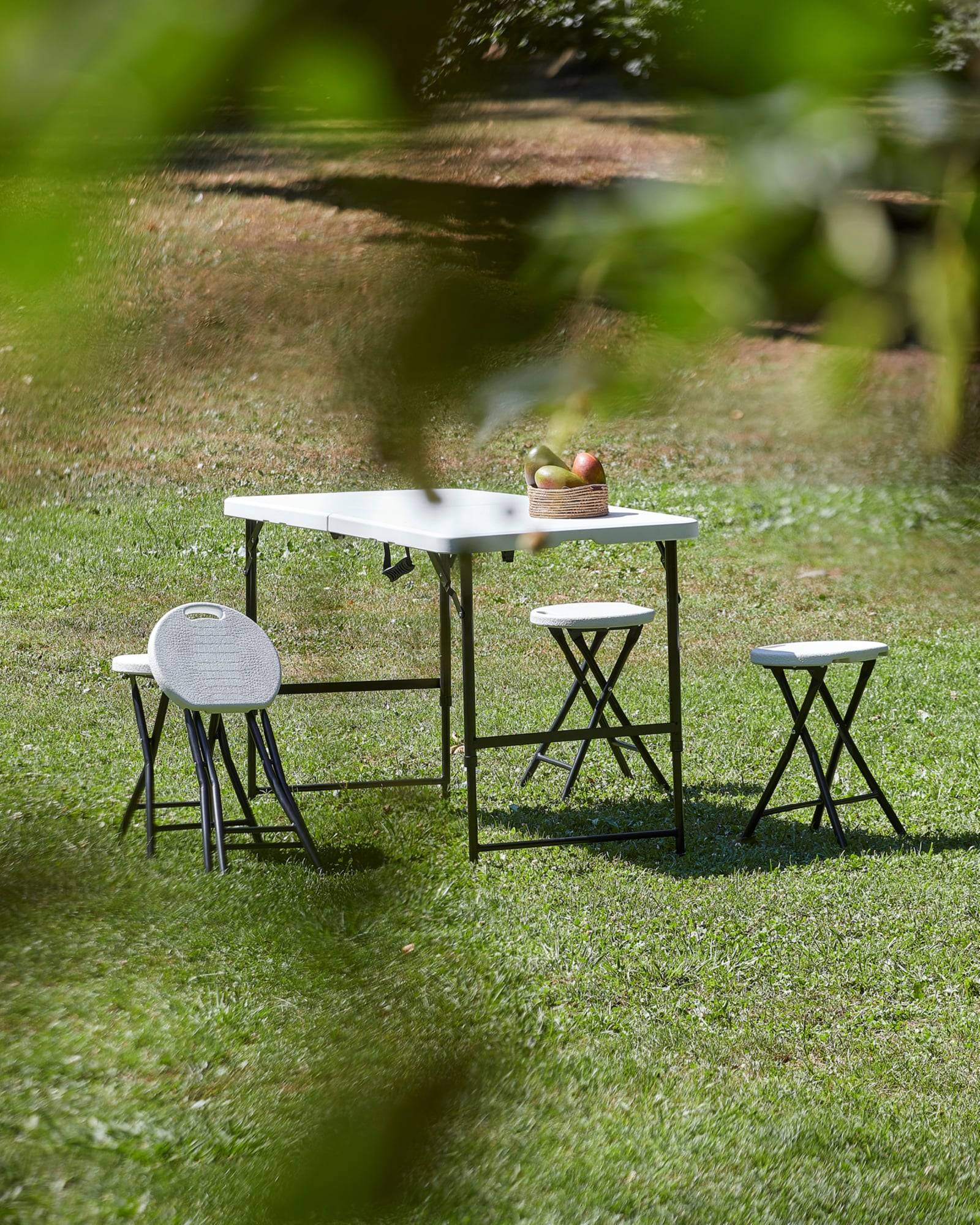 Table pliante rectangulaire intérieur, extérieur 122x61 blanc EASY garbar - Image 3