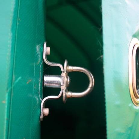 Plastidis - Abri tunnel largeur 3 m pieds droits pas à 1.50 m - Long 9 m, type 250µ vert/blanc, Façade Pas de façade ni de porte, Fix. Sol ter - Imagen 5