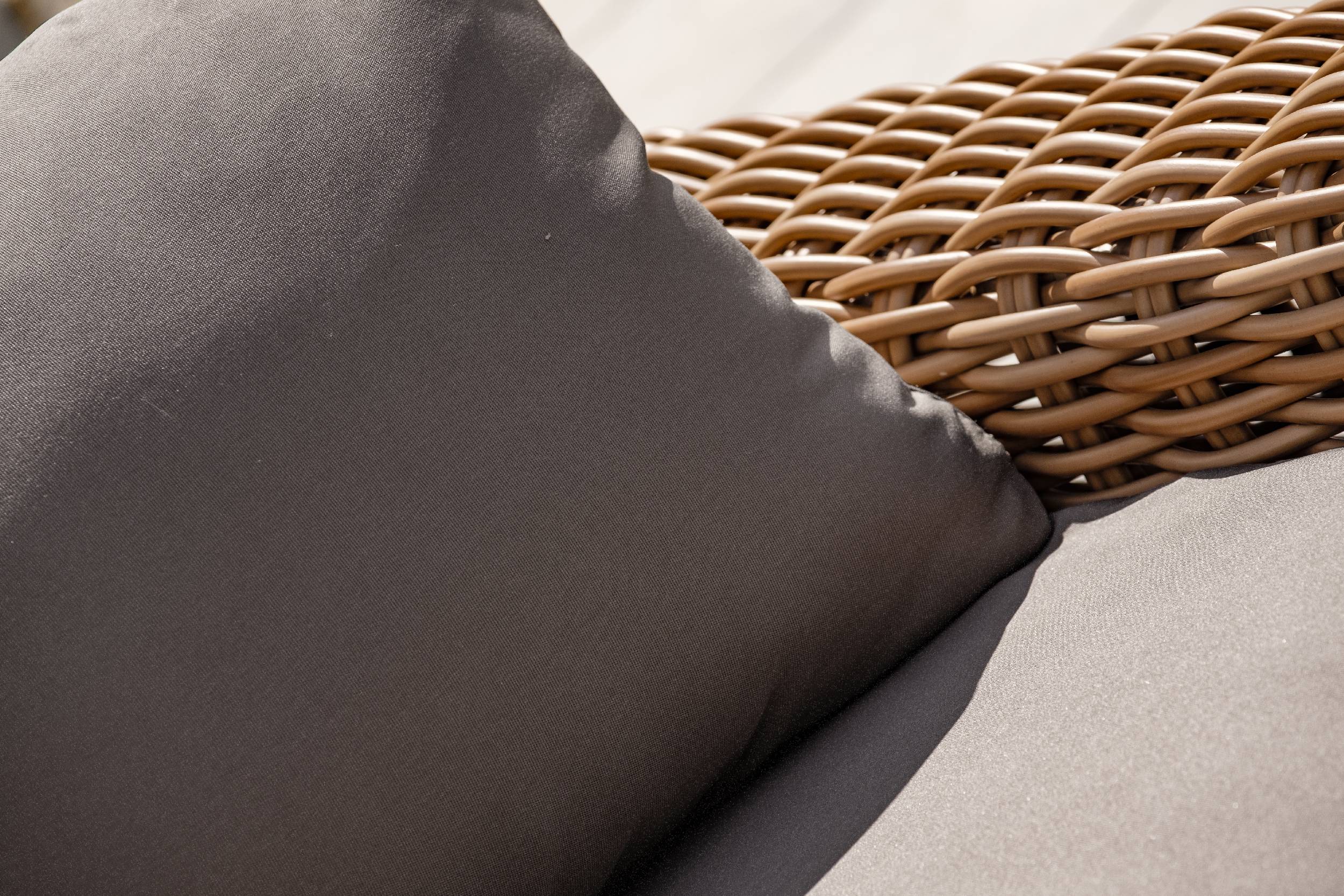 Fauteuil de jardin en résine tressée - Marron - BORABORA - Image 2