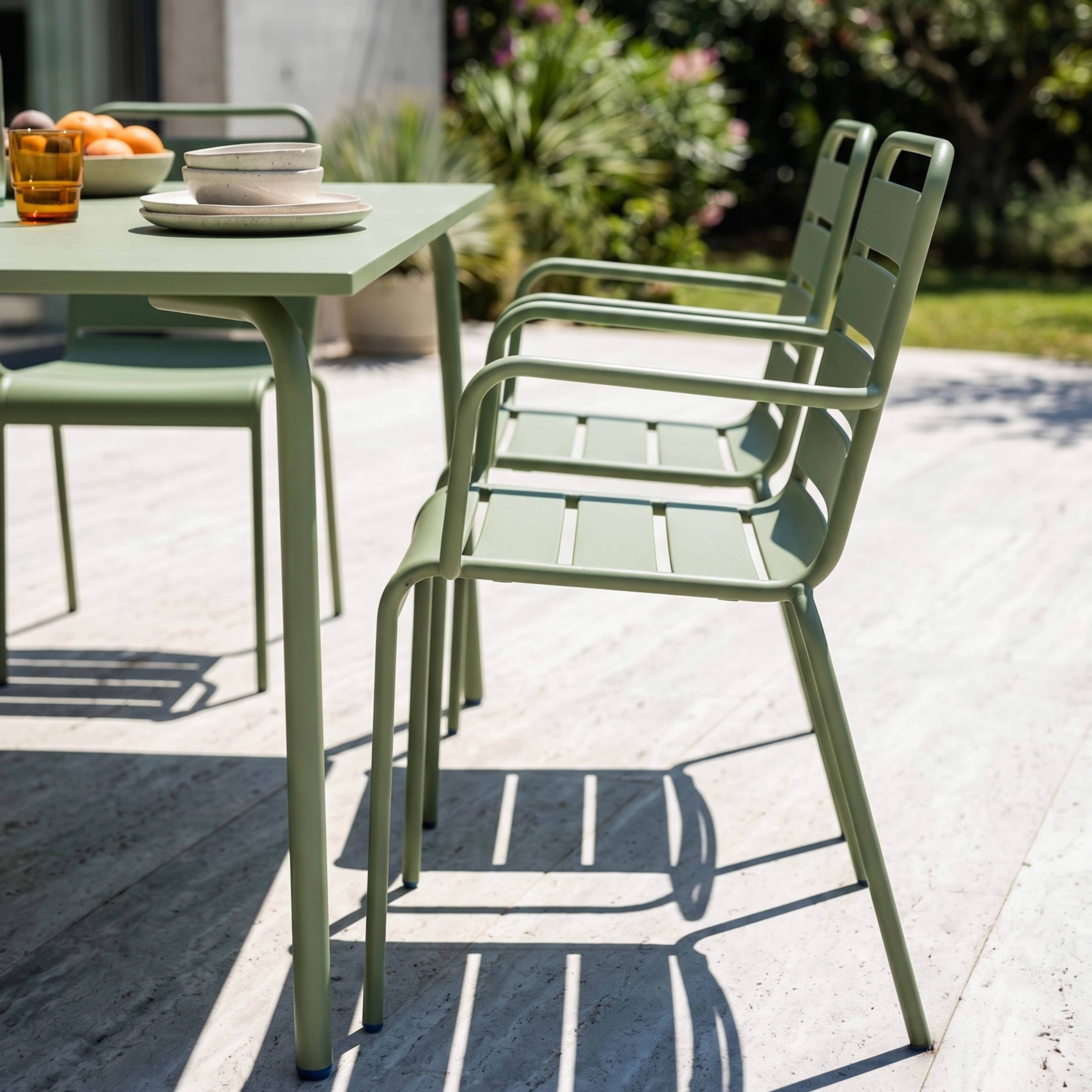 Oviala - Ensemble table de jardin carrée et 8 fauteuils en métal vert cactus Palavas - Oviala - Imagen 4