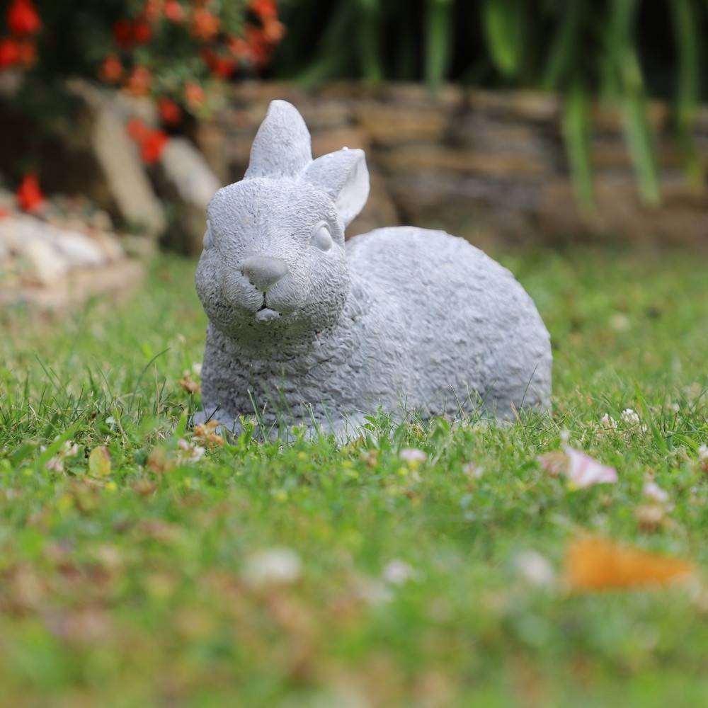 Lapin de jardin couché en béton gris 30 x 14 x 19 cm Chemin de campagne - Imagen 6