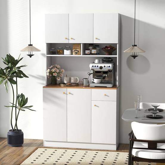 Buffet de cuisine avec vitrine, armoire de cuisine de grand-mère Buffet de cuisine avec vitrine, armoire de cuisine de grand-mère