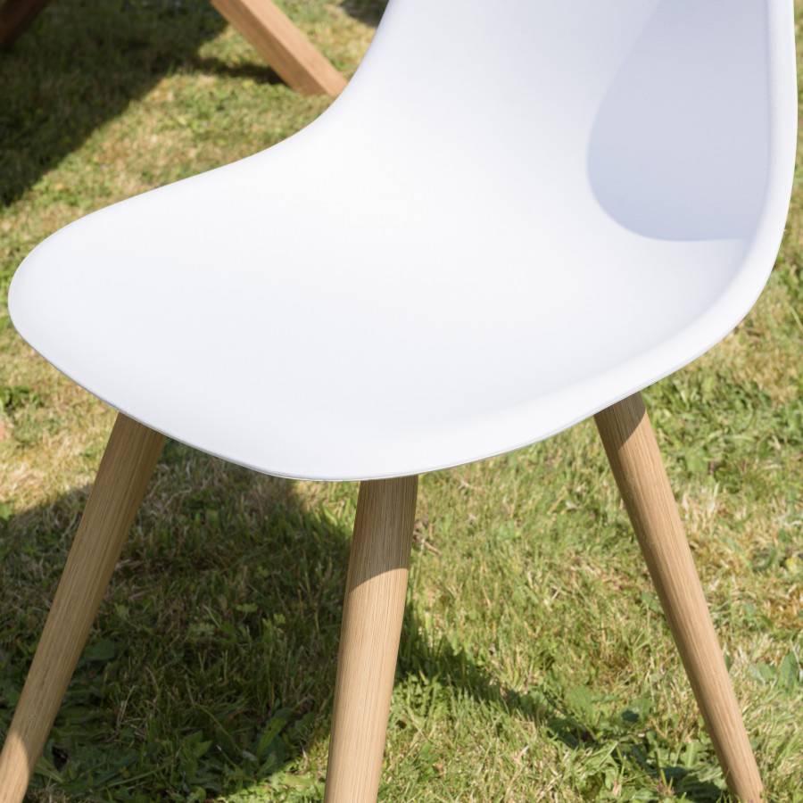 Macabane - MALO - SALON DE JARDIN 4 PERS. - 1 Table ronde 120x120cm et 4 chaises blanches pieds couleur naturelle - Imagen 10