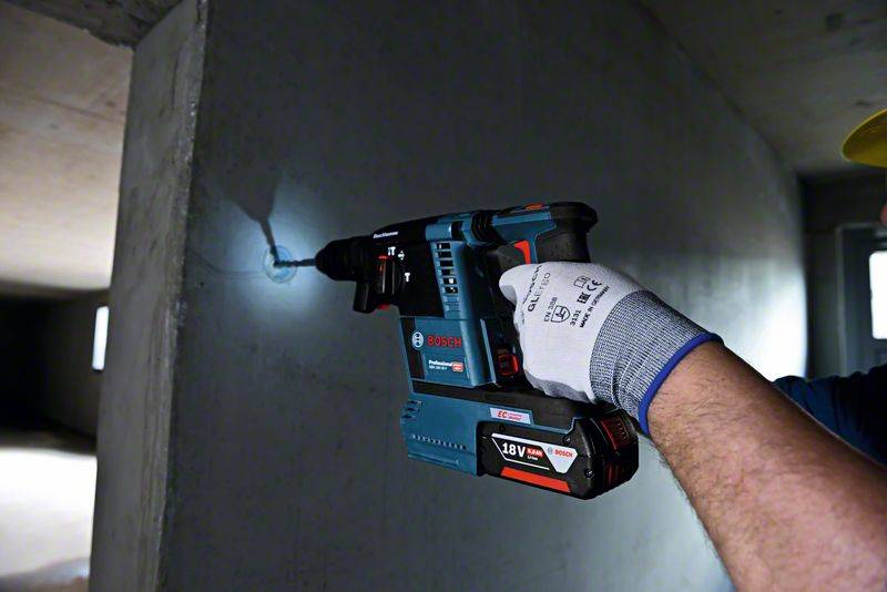 Bosch - Perforateur sans fil GBH 18V-26F Professional - BOSCH - avec 2 batteries 18V 6.0Ah - chargeur rapide - accessoires - Mallette L-Boxx - 0611910002 - Imagen 6