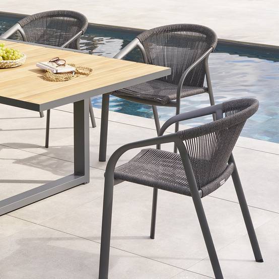 Hesperide - Fauteuil de jardin empilable "Riu" anthracite & graphite en aluminium traité en epoxy Hespéride - Image 1