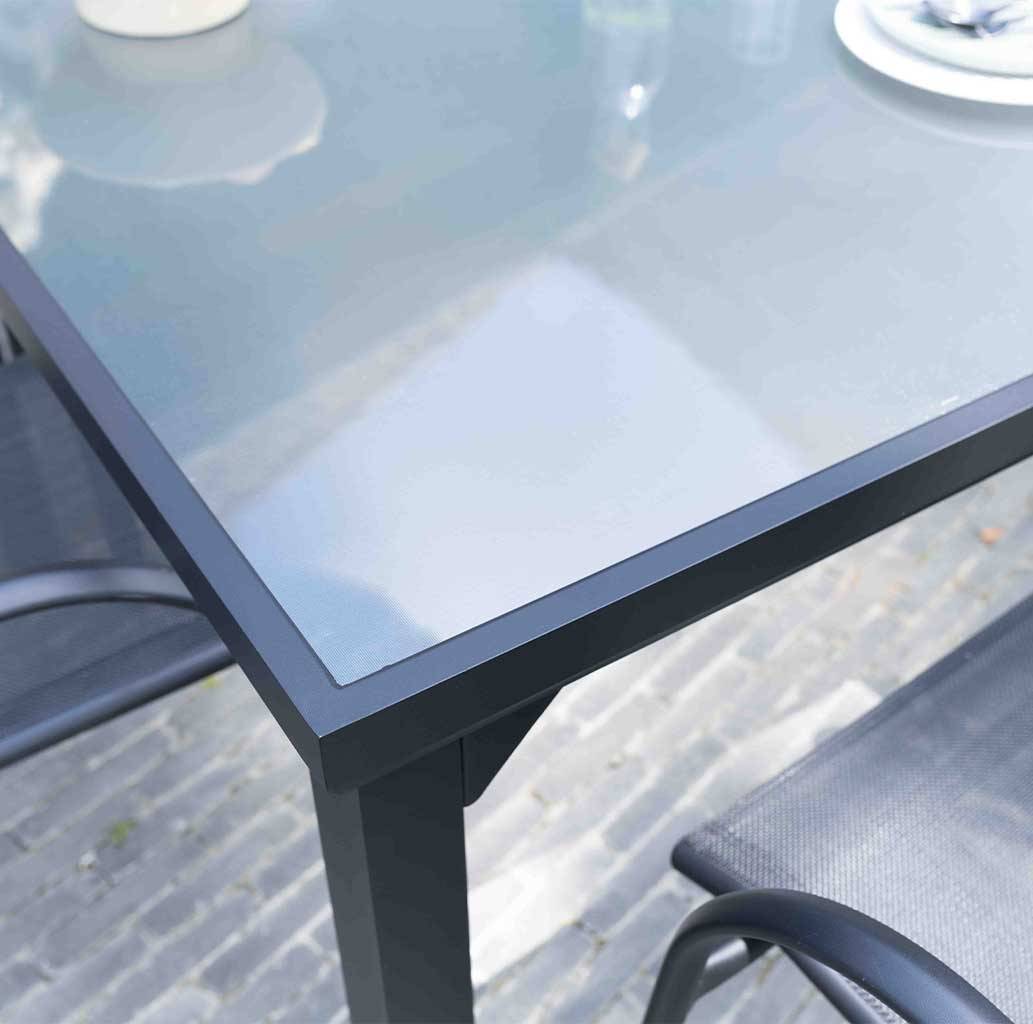 Wilsa Garden - Table BlackSun 8 personnes structure en aluminium noire et verre trempé transparent - Imagen 3