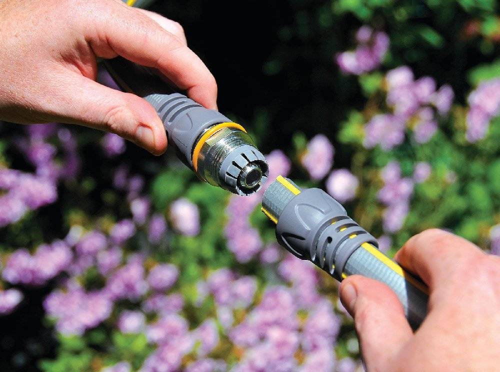 Hozelock - Accoupleur double mâle Pro en métal 12,5 mm et 15 mm - blister HOZELOCK - Image 2