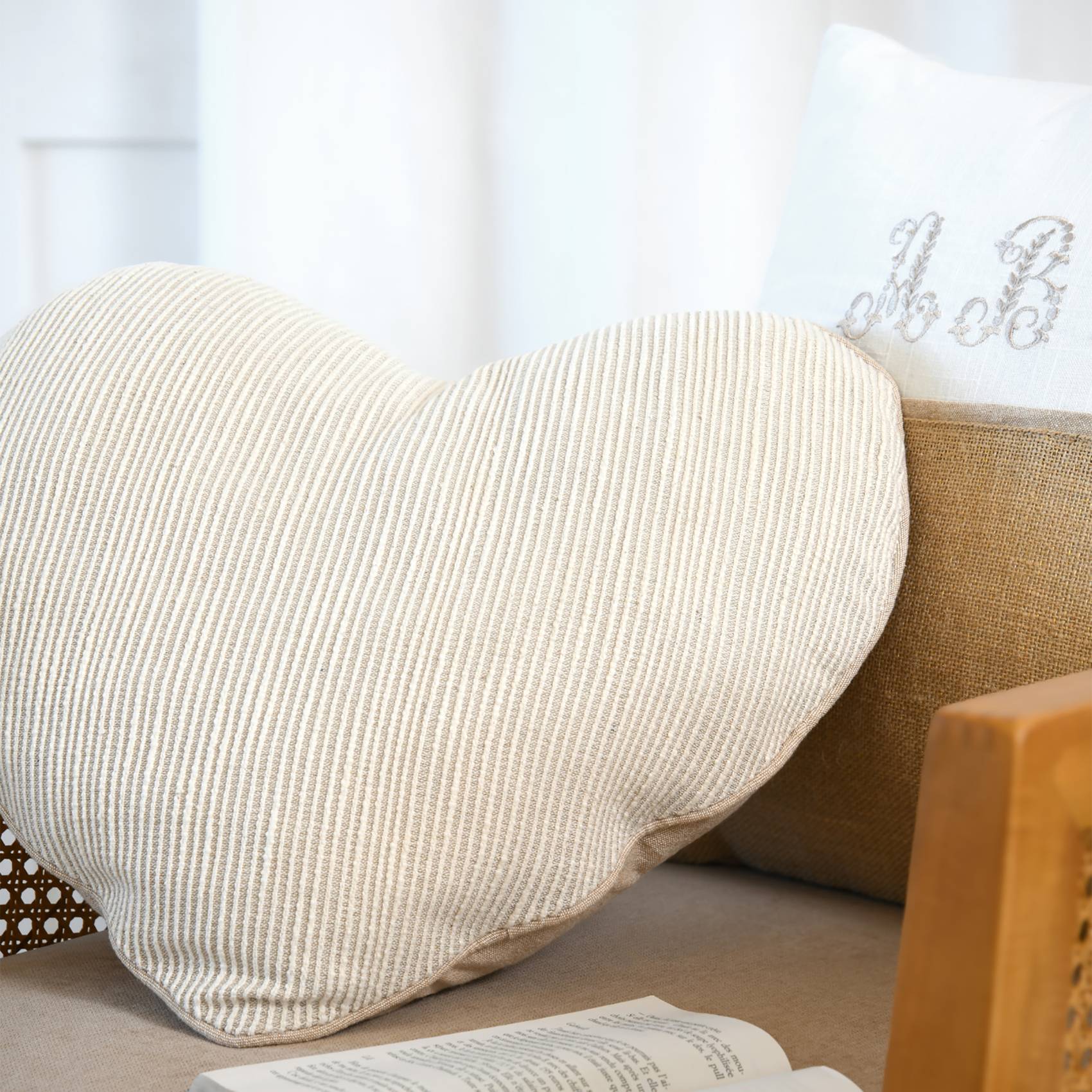 Lovely Casa - Coussin cœur rayures poly-coton - LOVELY CASA - Coton - Naturel - Image 2