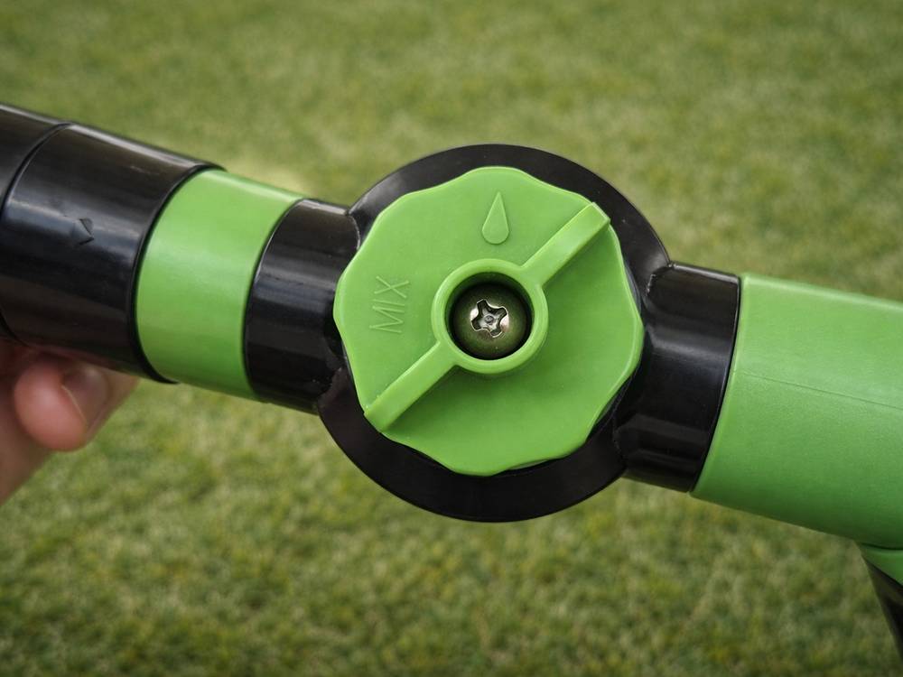 Pistolet pour tuyau d'arrosage avec arroseur de jardin et régulateur à 9 modes DIVODV - Image 9