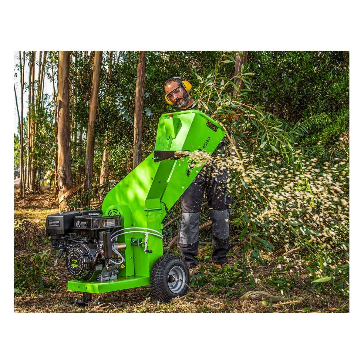 Broyeur de végétaux Thermique 15CV - 3 Lames de coupe - Branches Ø100mm Max Démarrage électrique Moteur 4T Poignées VITO - Image 2
