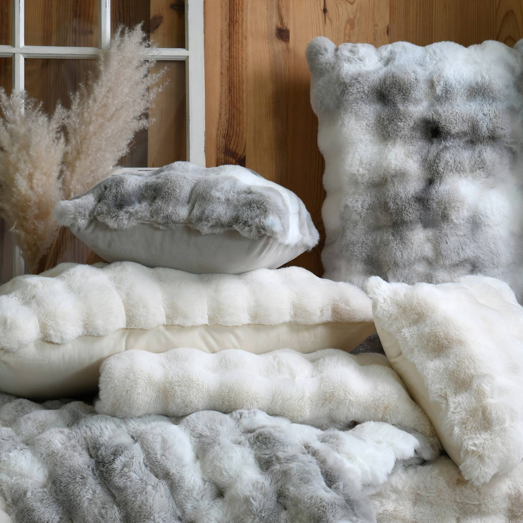 Lovely Casa - Coussin déhoussable imitation fourrure - LOVELY CASA - Image 5
