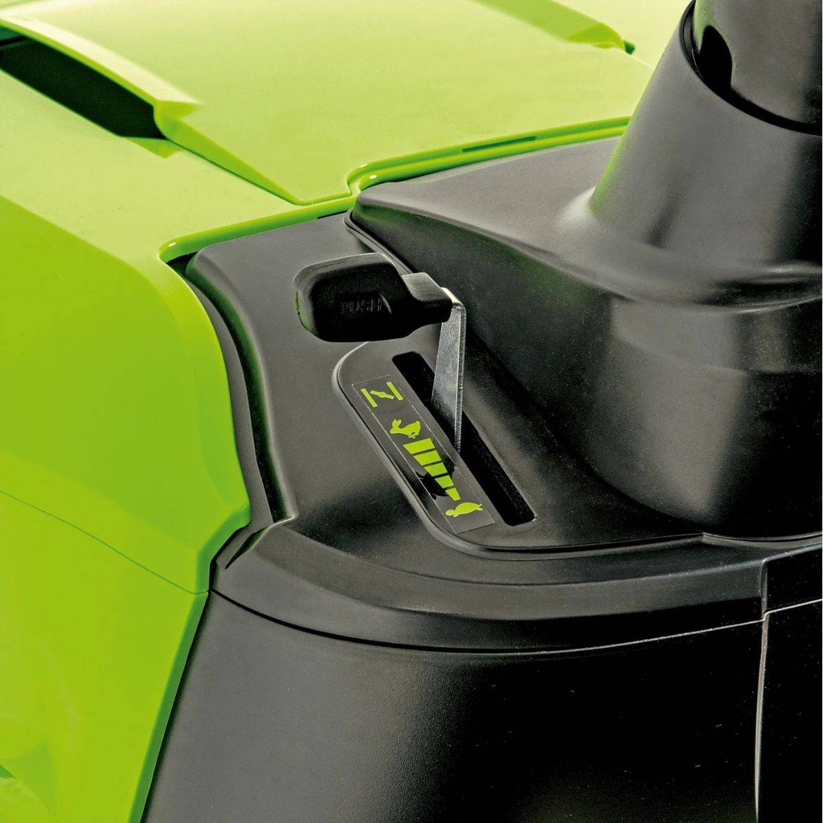 Tracteur Tondeuse thermique Autoporte 10.5CV Transmission Hydrostatique  Coupe 86cm Bac 245L VITO - Jardiland