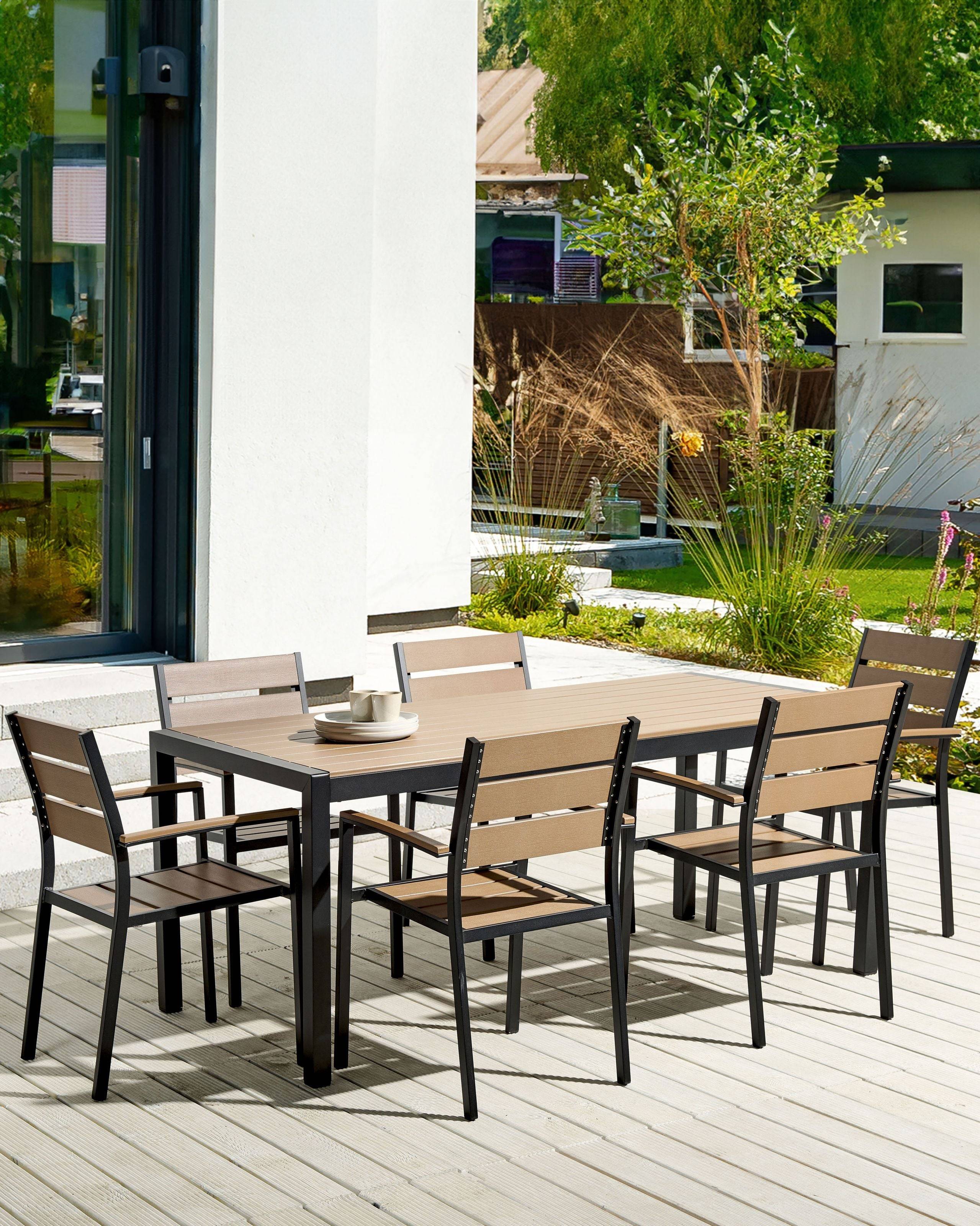 Beliani - Chaise de jardin Bois synthétique Marron/noir VERNIO - Beliani - Imagen 1