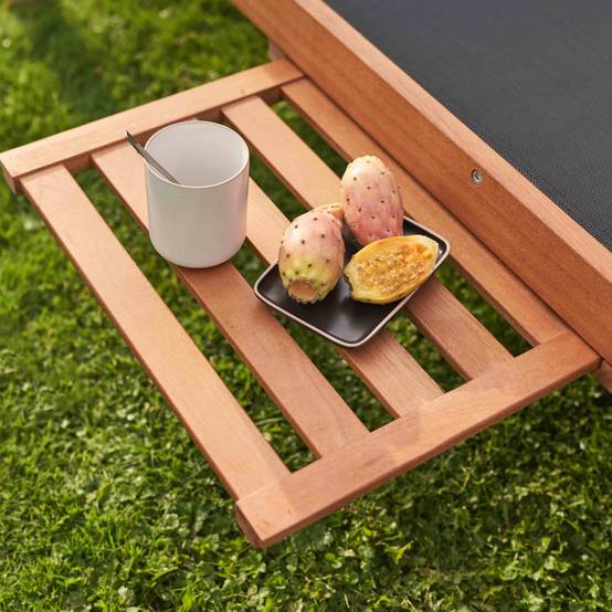 Oviala - Lot de 2 bains de soleil avec coussin et tablette en bois noir Goa - Oviala - Imagen 3