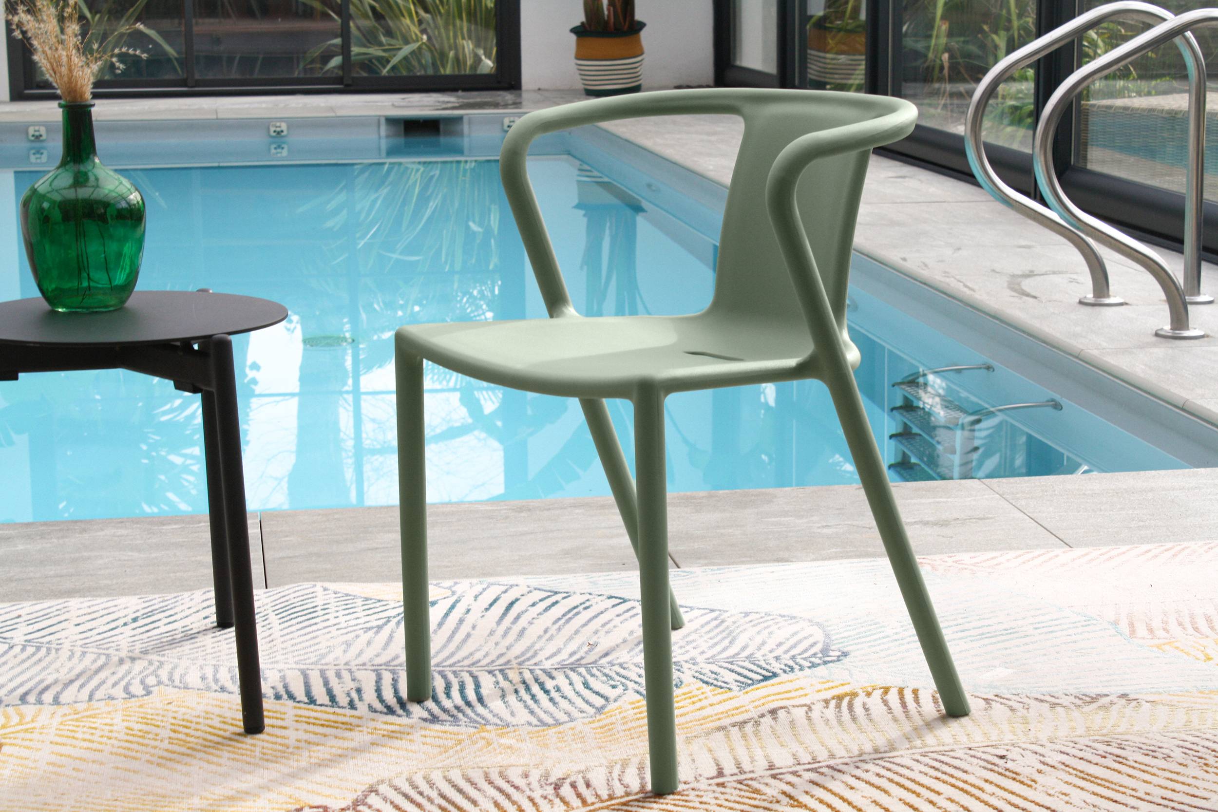 Lot de 2 fauteuils de jardin empilables en Polypropylène - Vert olive - DIEGO - Image 6