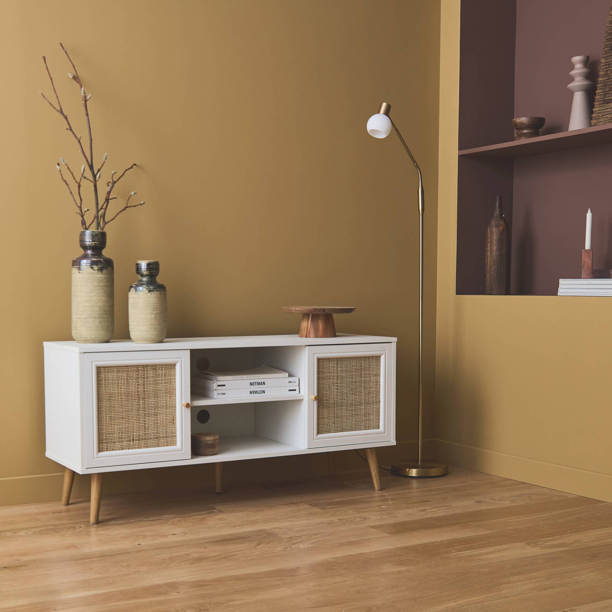 sweeek - Meuble TV en cannage 120x39x56.5cm - Bohème - Blanc. 2 niveaux. 2 étagères. 2 portes. pieds scandinaves | sweeek - Image 3
