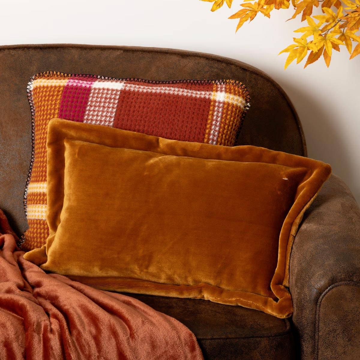 Atmosphera - Coussin flanelle Cuddly beige lin 30x50cm - Atmosphera Créateur d'intérieur - Imagen 4
